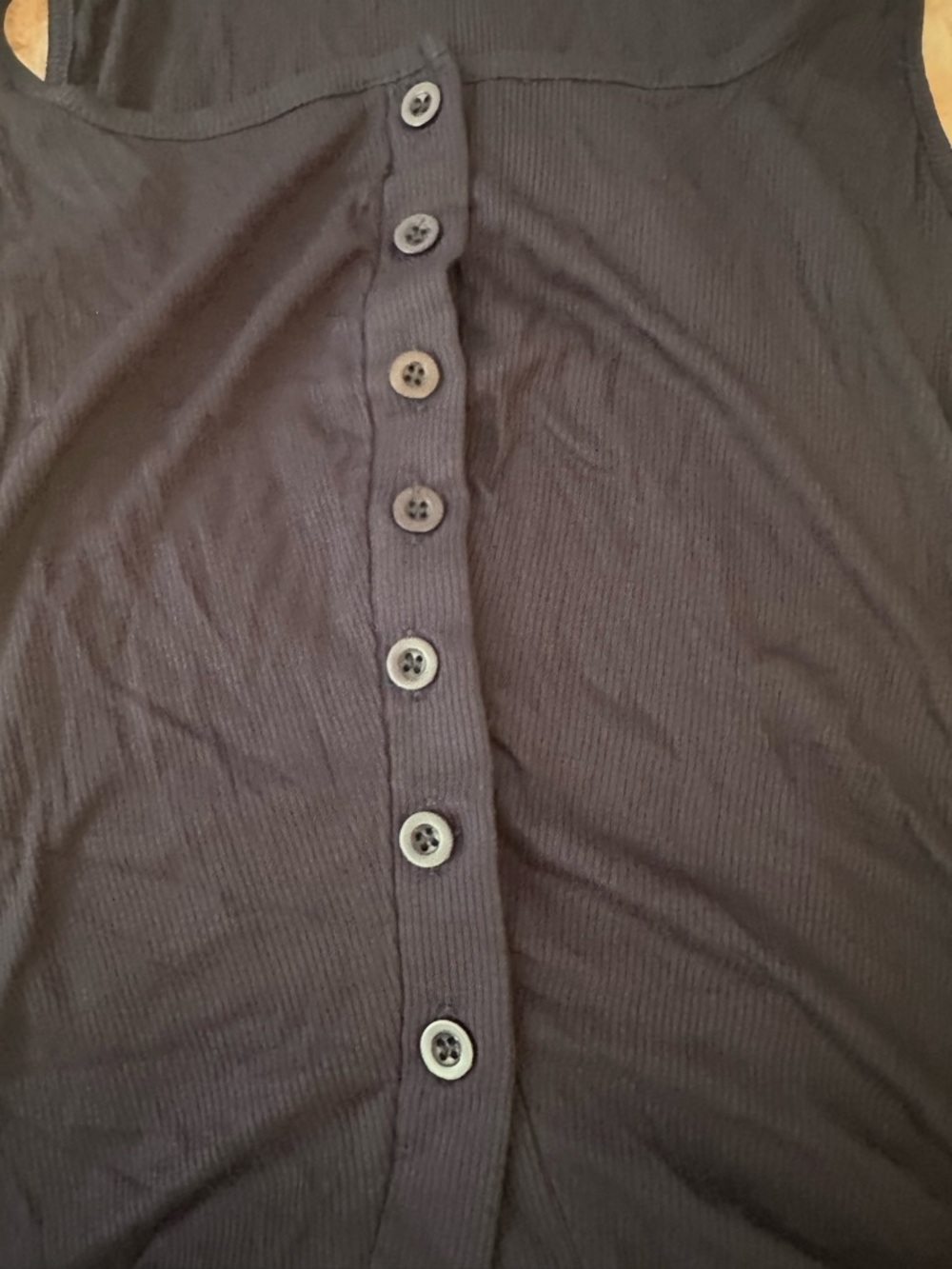 Women's Navy Button-Front Ribbed Tank Top - Picture 3 of 5